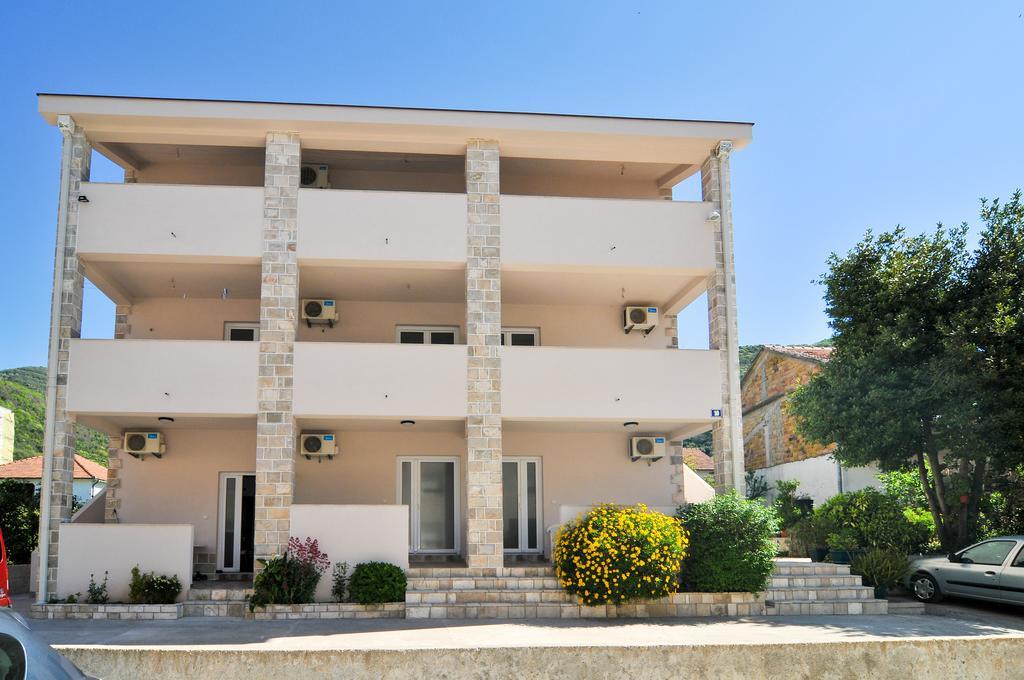 Apartments Samardzic Тиват Экстерьер фото