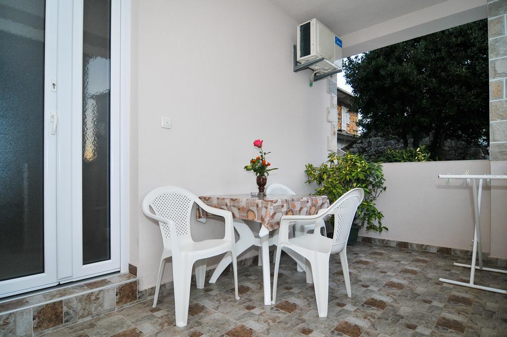 Apartments Samardzic Тиват Экстерьер фото