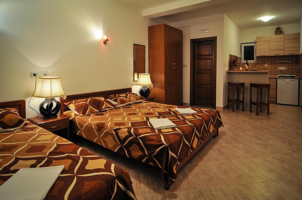 Apartments Samardzic Тиват Экстерьер фото