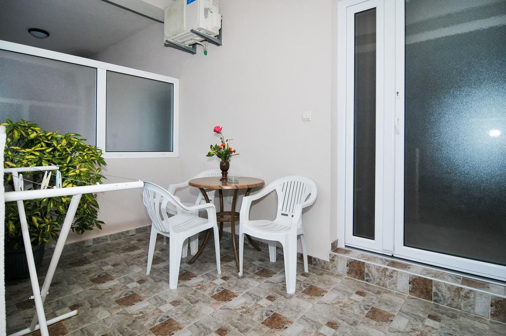 Apartments Samardzic Тиват Экстерьер фото