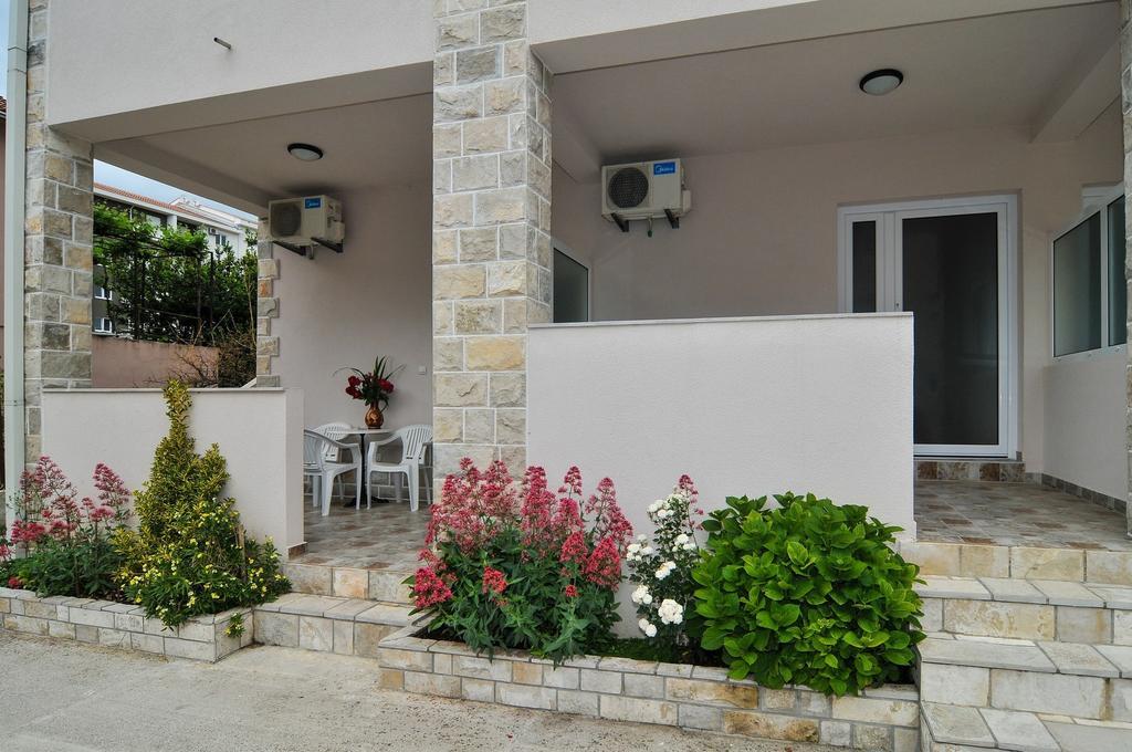 Apartments Samardzic Тиват Экстерьер фото