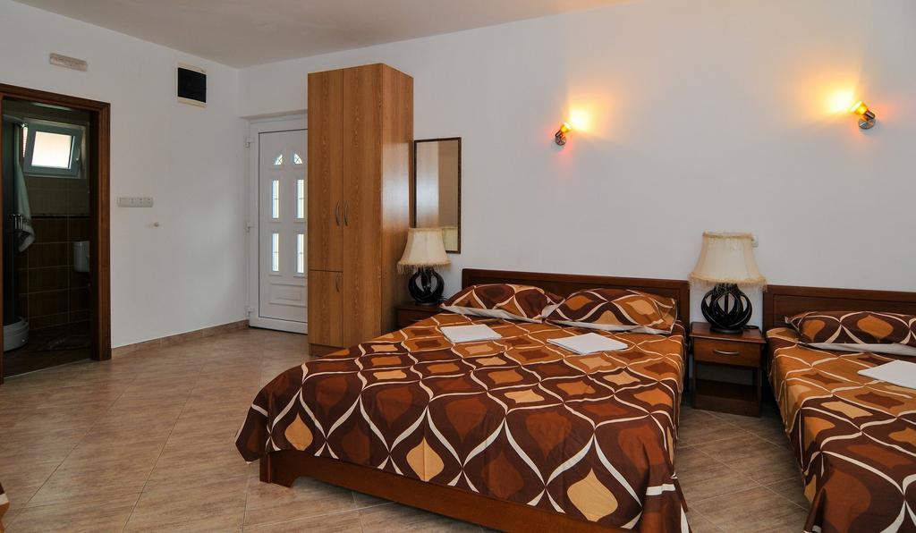 Apartments Samardzic Тиват Экстерьер фото
