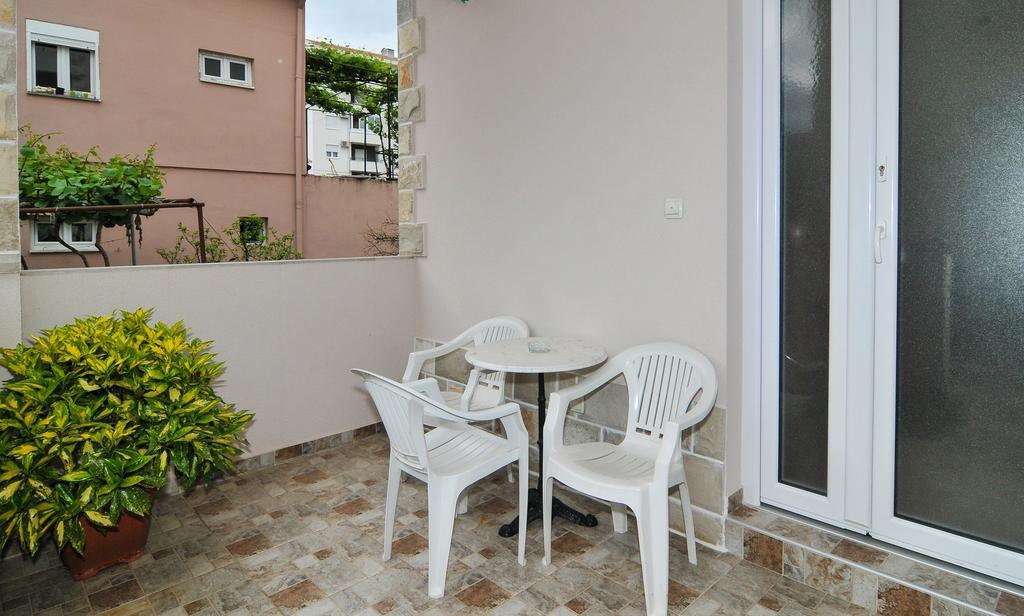 Apartments Samardzic Тиват Экстерьер фото